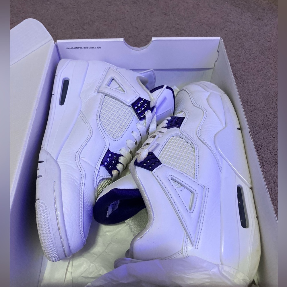 Jordan 4
